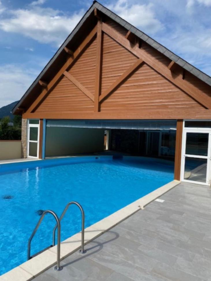Appartement Tres Agreable Dans Belle Residence, Classe 3 Etoiles Par Le Comite Departementale Du Tourisme En Haute Garonne Bagnères-de-Luchon 外观 照片